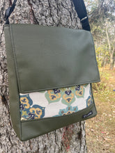 Charger l&#39;image dans la galerie, Troubadour kaki mandala vegan