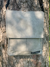 Charger l&#39;image dans la galerie, Toutite frutti grise  cuir animal