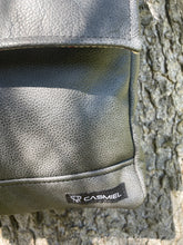 Charger l&#39;image dans la galerie, Troubadour cuir animal