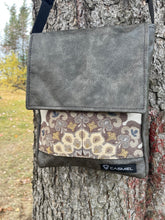 Charger l&#39;image dans la galerie, Toutite frutti cuir animal brun mandala