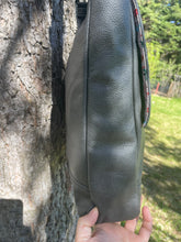 Charger l&#39;image dans la galerie, Troubadour cuir animal