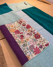 Charger l&#39;image dans la galerie, Couverture florale/poupon