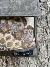 Charger l&#39;image dans la galerie, Toutite frutti cuir animal brun mandala