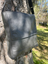 Charger l&#39;image dans la galerie, Troubadour cuir animal